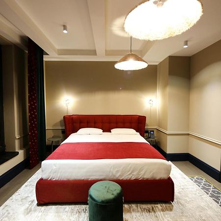 Hotel Retro Batumi Esterno foto