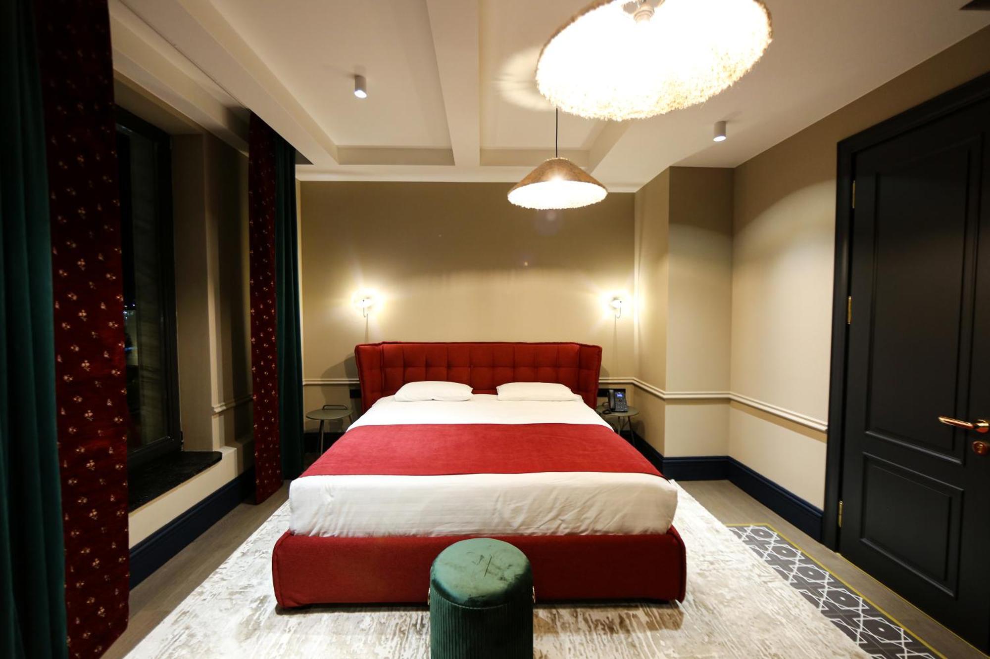 Hotel Retro Batumi Esterno foto