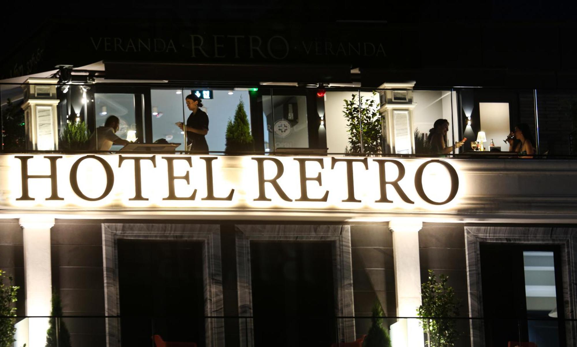 Hotel Retro Batumi Esterno foto