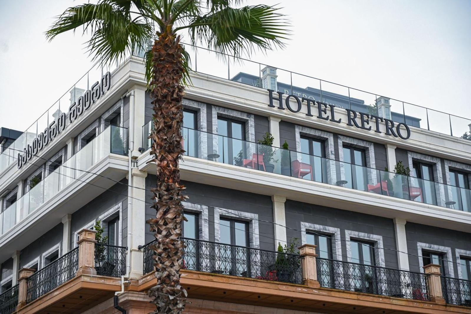 Hotel Retro Batumi Esterno foto